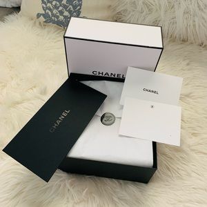 Chanel Gift box